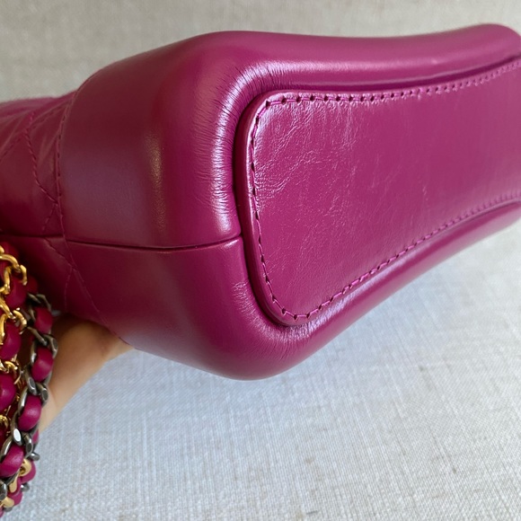 AUTHENTIC Chanel 19K Fuchsia Gabrielle Hobo Small - Picture 10 of 13